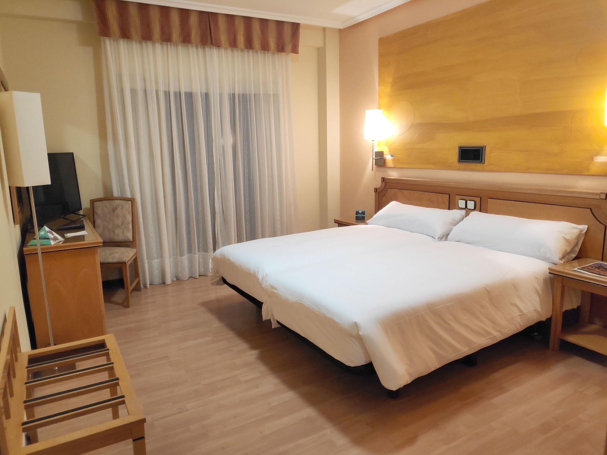 Alda Centro Zaragoza Hotel Ngoại thất bức ảnh