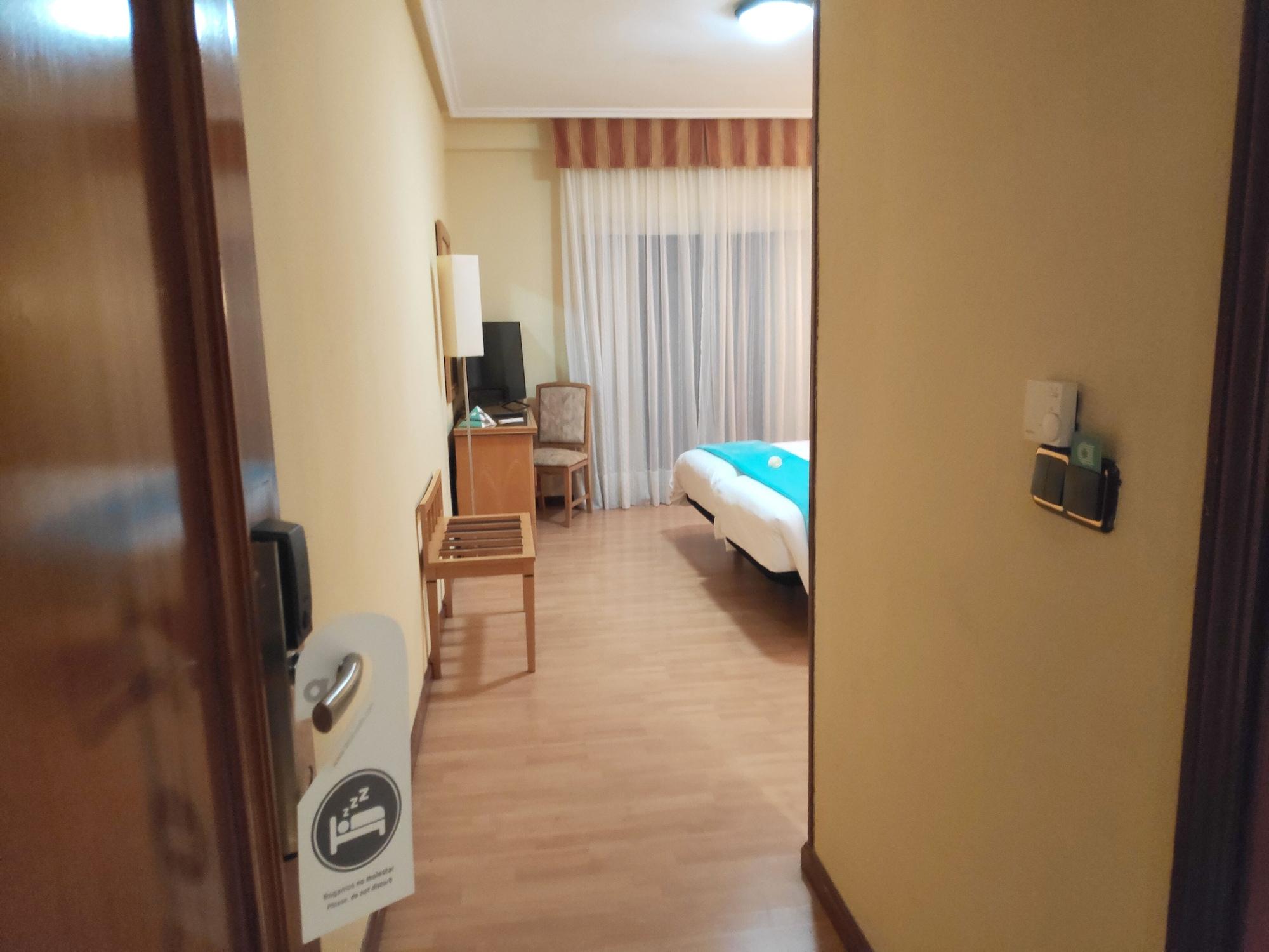 Alda Centro Zaragoza Hotel Ngoại thất bức ảnh