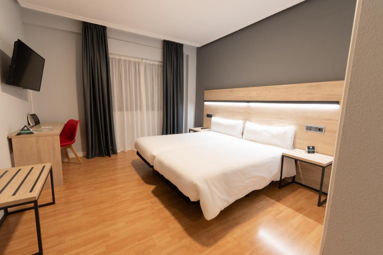 Alda Centro Zaragoza Hotel Ngoại thất bức ảnh