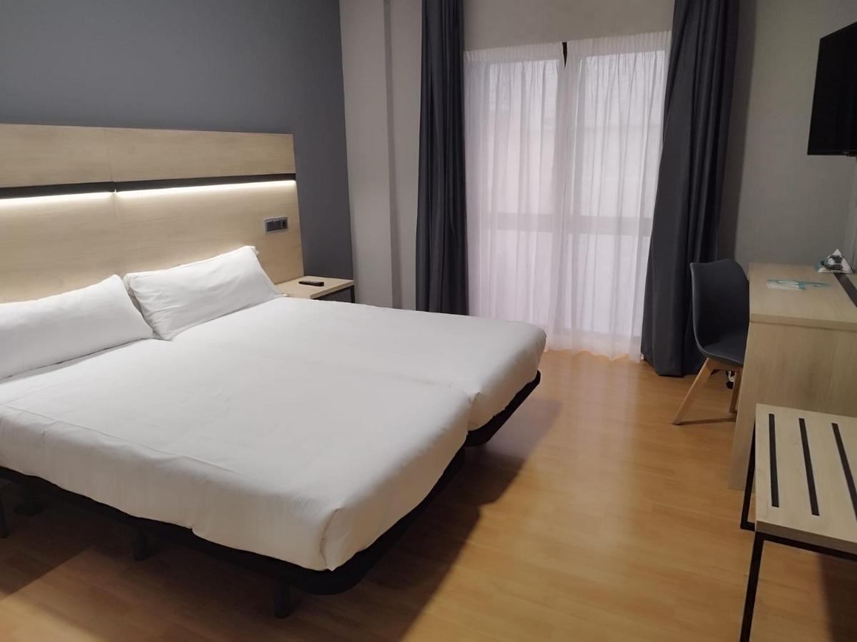 Alda Centro Zaragoza Hotel Ngoại thất bức ảnh